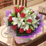 Rosas y Lilium