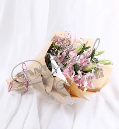Liliums y Rosas