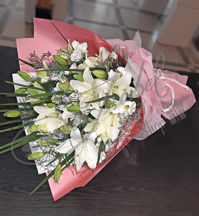 Gerberas y lisianthus